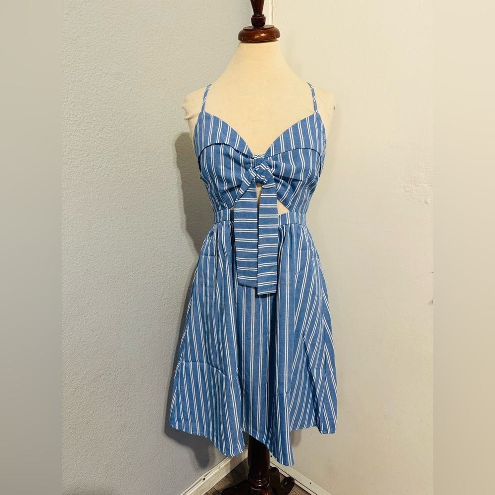 Main Strip Blue Striped Mini Yacht Cut Out Fit and Flare Dress with Pockets Sz S - Picture 6 of 16